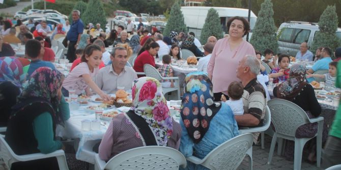 Abisad’dan Şehit Ailelerine İftar Yemeği