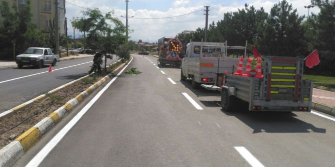Seydişehir’de Yol Çizgileme Çalışması