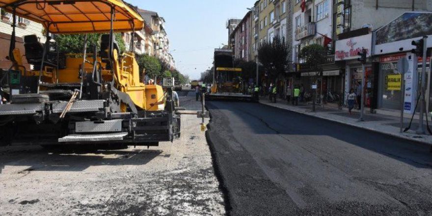 Bulvarlarda Asfaltlama Aralıksız Devam Ediyor