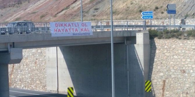 Bilecik’te Sürücüler Pankartlarla Uyarıldı