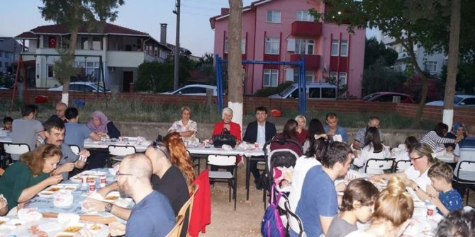 Biga Devlet Hastanesi Personeli İftar Yemeğinde Buluştu