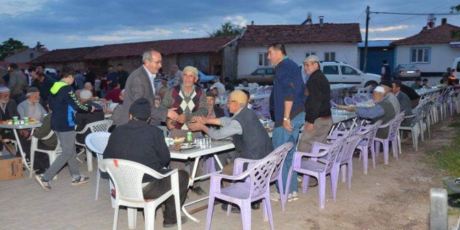 Aslanapa’da Mahalle İftarları