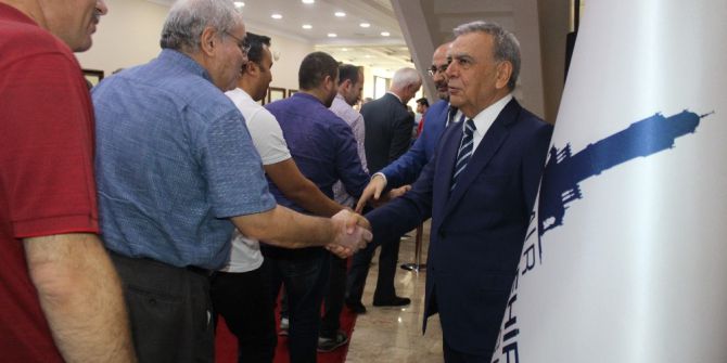 Başkan Kocaoğlu, Belediye Personeliyle Bayramlaştı