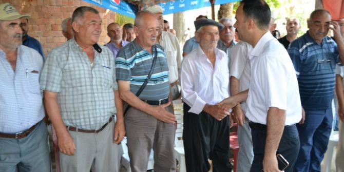 Kaymakam Taşdan, Vatandaşlarla Bayramlaştı