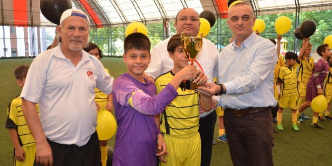 U-11’lerde Şampiyon Soma 301 Karaelmasspor