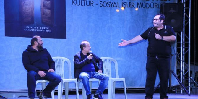 Seksenler Dizisi Oyuncuları Belediyenin Ramazan Programına Katıldı