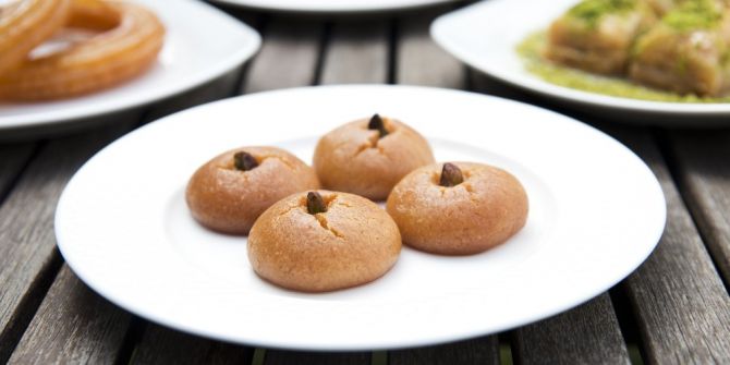 "Bir Bardak Su İçmeden Şekerpare Yemeyin"