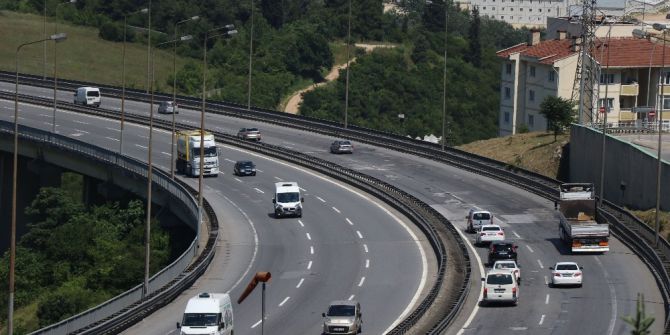 Tem Otoyolunda Trafik Akıcı