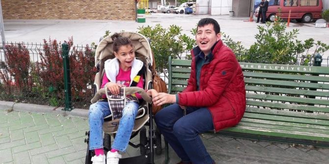 Spastik Engelli Çocuğa Bayram Hediyesi