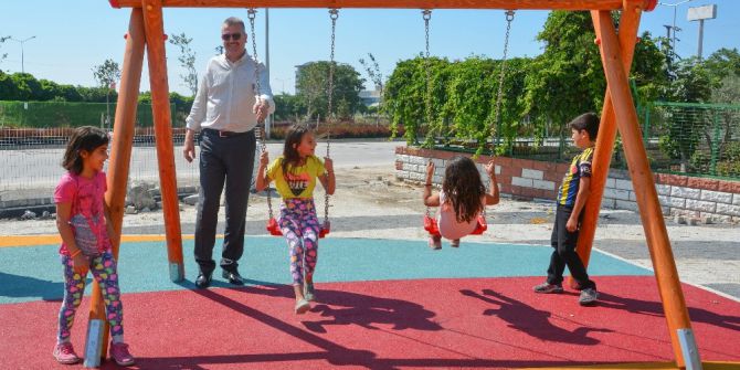 Karacabey’de Şehit Pilot Yüzbaşı Acarca Parkında Tadilat Çalışmaları Tam Gaz Sürüyor