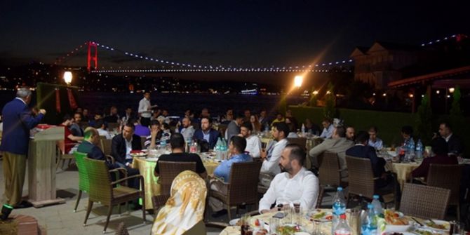 Lider Ülke Türkiye Platformu İftarda Buluştu