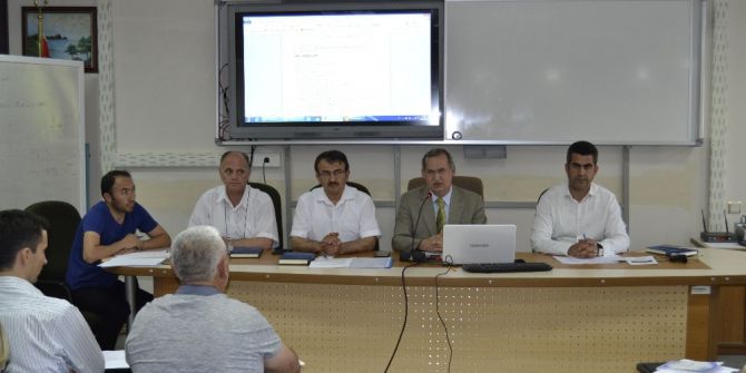 Mustafakemalpaşa’da Öğrenciler İçin Tercih Ve Danışmanlık Merkezleri Kuruluyor