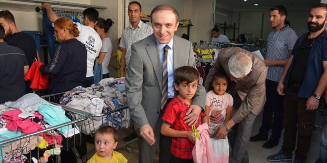 Hakkari’de Çocukların Bayramlık Sevinci