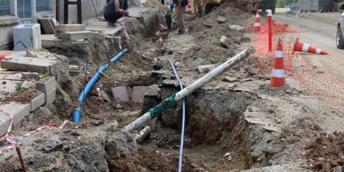 Taşköprü’de Sümer Mahallesi’nde Havai Elektrik Hatları Yer Altına Alınıyor