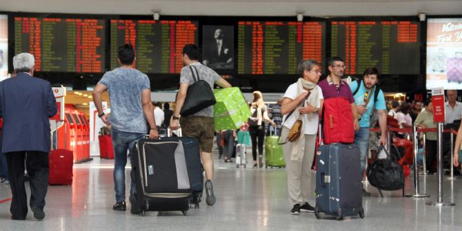 Atatürk Havalimanı’nda Bayram Yoğunluğu