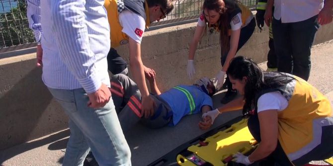 Kocaeli’de Trafik Kazası: 2 Yaralı