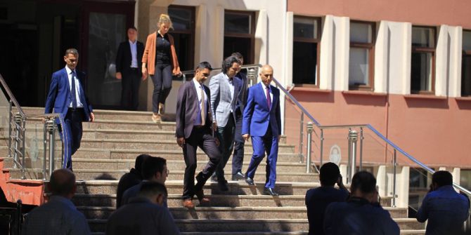 Merkeze Alınan Valiye Veda Töreninde Vatandaştan Tepki