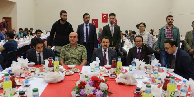 Vali Işın Veda İftarına Katıldı