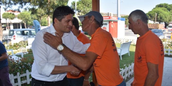 İzmir’deki Belediye Başkanları Personelleriyle Bayramlaştı