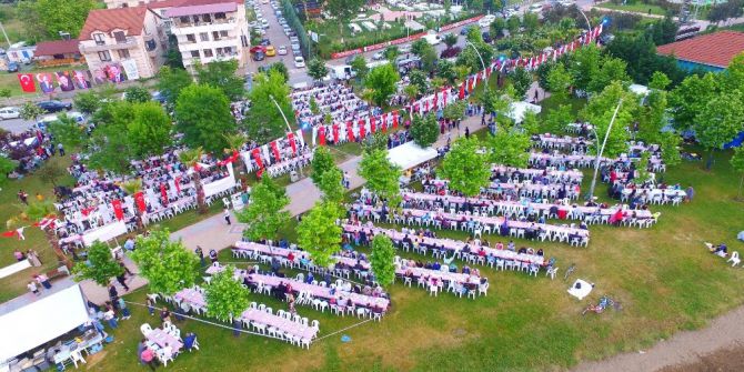 Başiskele’de 100 Bin Gönül, Tek Yürek Aynı Sofrada Buluştu