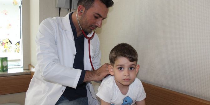 Çocuklar Şeker Tüketimini, Anne Baba Kontrolünde Yapmalı