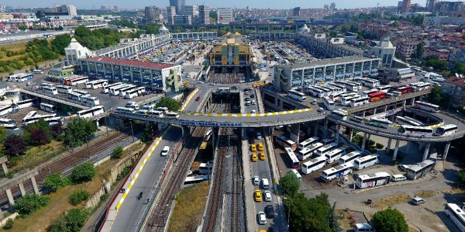 Otogardaki Bayram Yoğunluğu Havadan Görüntülendi