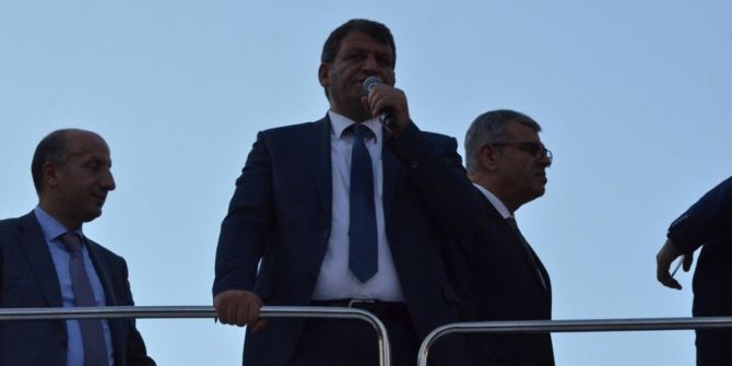 Akçakale’den Cumhurbaşkanına Sevgi Gösterisi