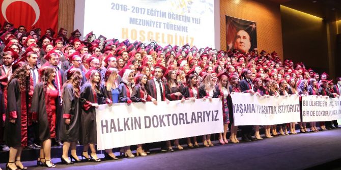 Aü Tıp Fakültesi’nde Mezuniyet Coşkusu
