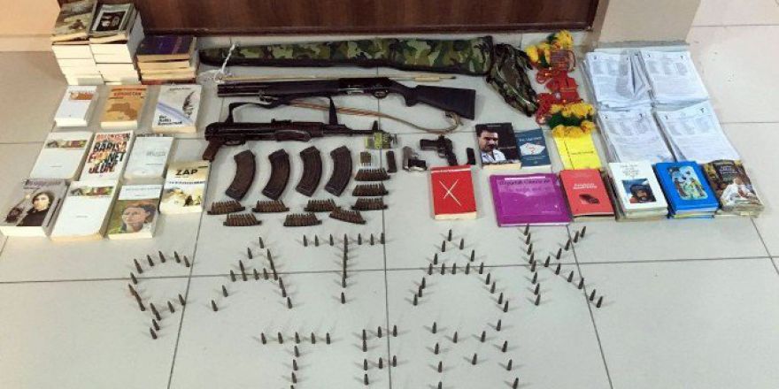 Çatak Belediye Eş Başkan Yardımcısı Babur Gözaltına Alındı