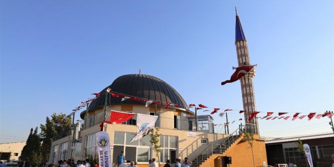 Keresteciler Sanayi Sitesi Cami Dualarla Açıldı