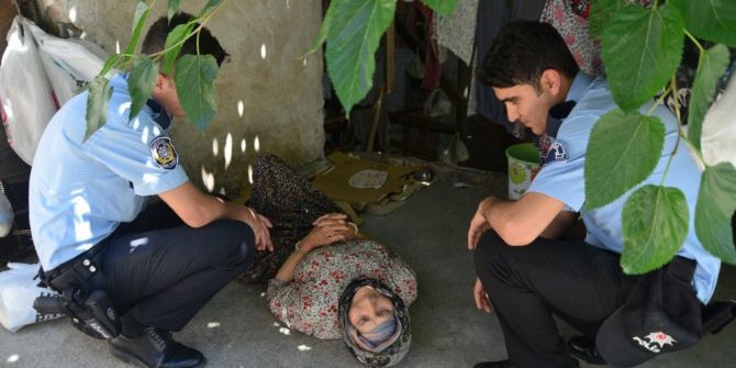 Zekiye Nine Polise Zor Anlar Yaşattı