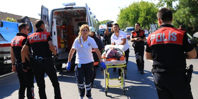 Başkentte Dolmuş Kazası: 16 Yaralı