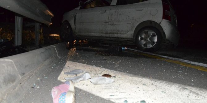 Trafik Kazası Geçiren İkizleri Ölüm Ayırdı