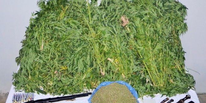 Nizip’te Uyuşturucu Madde Ve Silah Ele Geçirildi