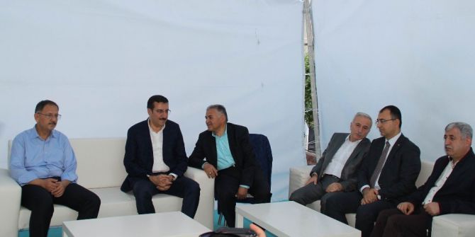 Bakan Tüfenkci’den Özhaseki’ye Taziye Ziyareti