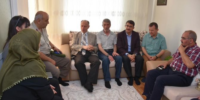 Şehzadeler ’De İlk Bayram Ziyareti Şehit Ailelerine