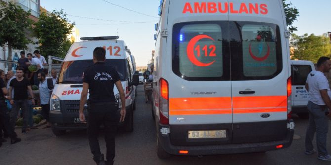 Pazarda Yer Kavgası: 6 Yaralı