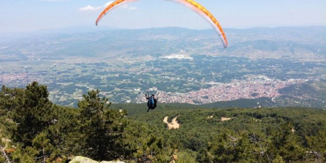 Simav’da Yamaç Paraşütü