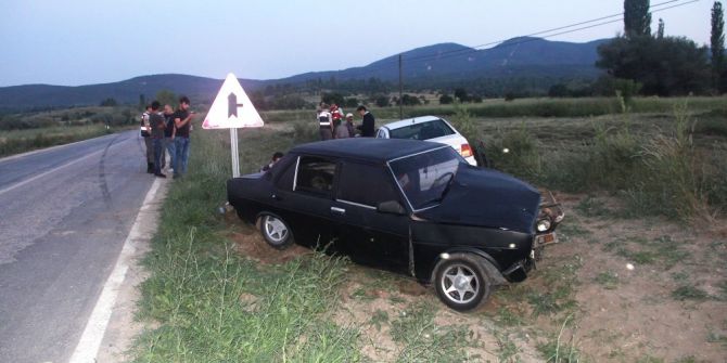 Hisarcık’ta Trafik Kazası: 3 Yaralı