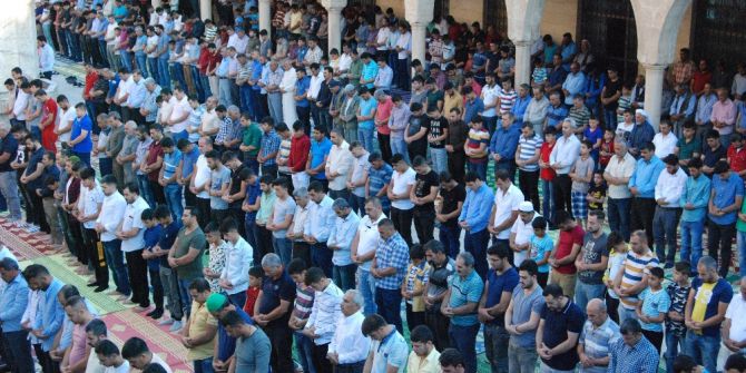 Peygamberler Şehri Şanlıurfa’da Binler Bayram Namazında Buluştu