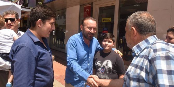 Başkan Doğan Esnaf Ve Vatandaşlarla Bayramlaştı