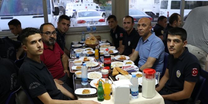 Şahne: "Mersin Polisi, Kentin Huzur Ve Güvenliğini Sağlıyor"