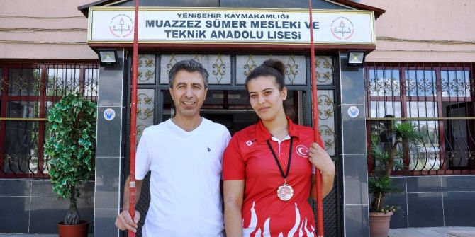 Öğretmeninin Anlattığı Hikaye Hayatını Değiştirdi