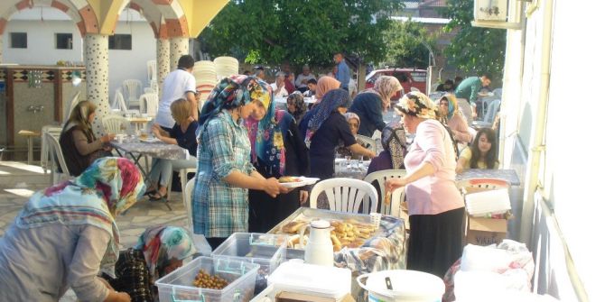 Sarıgöl’de Cemaatin Bayram Kahvaltısı Geleneği