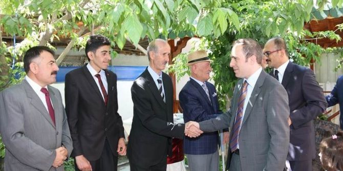 Hakkari’de Bayramlaşma Töreni