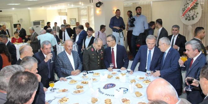 Karabük’te Protokol Bayramlaştı