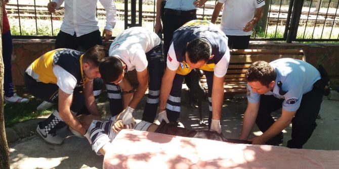 Sakarya’da Alkollü Şahıs Hastaneye Kaldırıldı