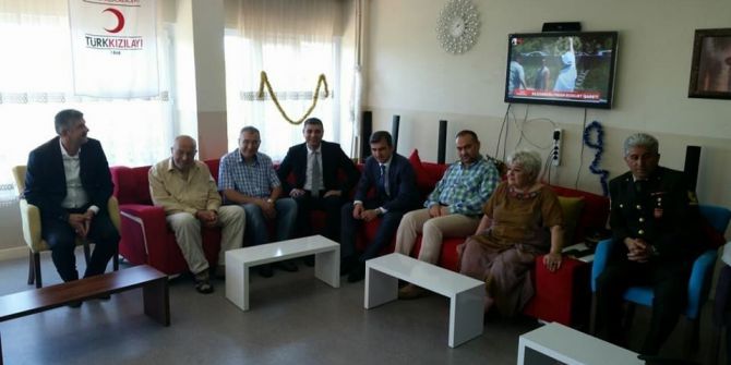 Huzurevi Sakinleri Bu Bayramda Unutulmadı