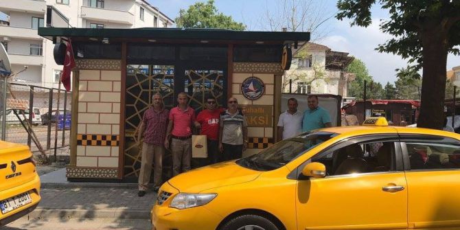 Başkan Yemenici, Taksiciler Ve Sağlıkçıların Bayramını Kutladı