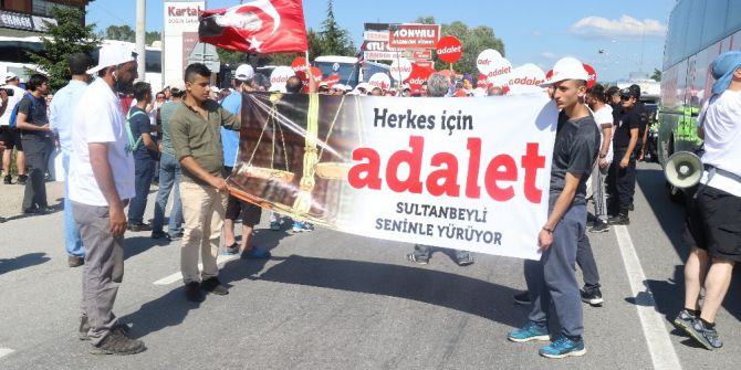 Kılıçdaroğlu Bayramın İlk Günü 11 Kilometre Yürüdü